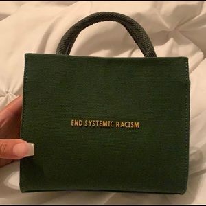 ESR tote Brandon Blackwood